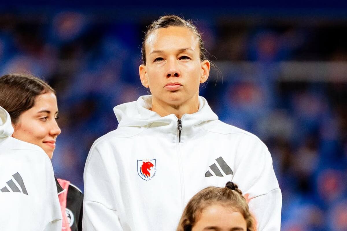 La portera chilena del Olympique de Lyon espera rival en los cuartos de final de la Champions League Femenina. Foto: Instagram Christiane Endler.