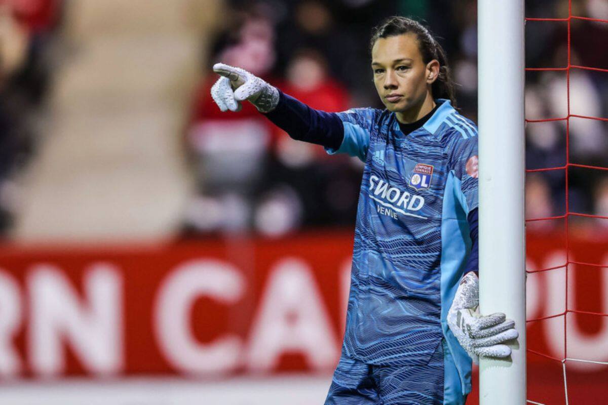 ya es leyenda del Olympique de Lyon, el equipo más importante en la historia del Futfem internacional.