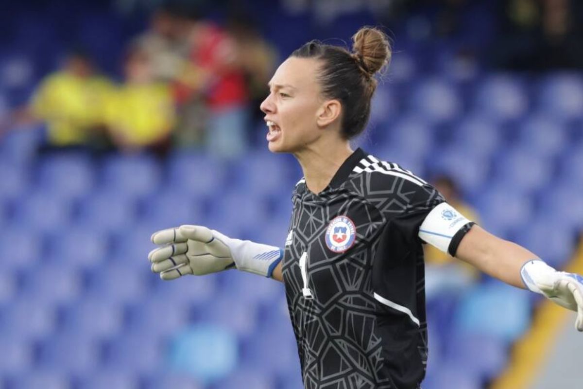 La mejor futbolista chilena de todos los tiempos suma 104 partidos con la Selección. Foto: Comunicaciones/FFCh