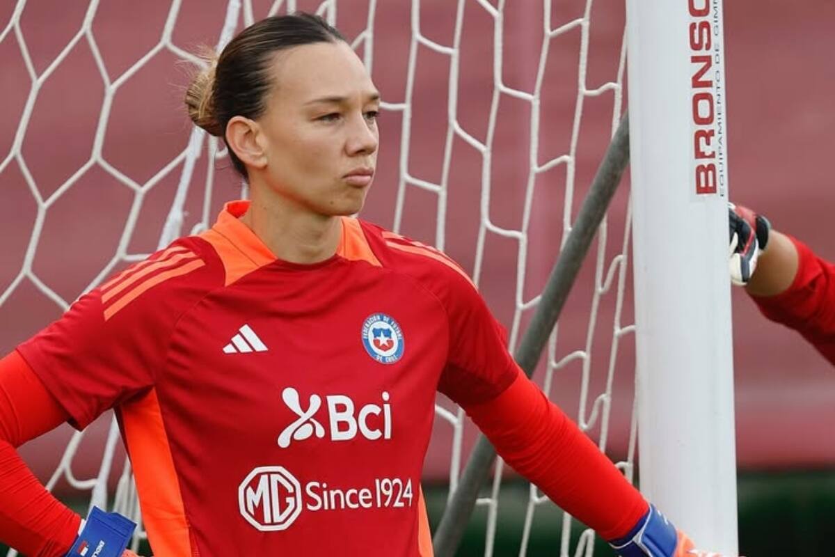 La portera en su regreso a La Roja. Foto: @tianeendler