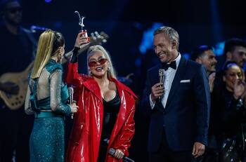 “Una vergüenza”: Martín Cárcamo y María Luisa Godoy son criticados por su inglés en el Festival de Viña 2023