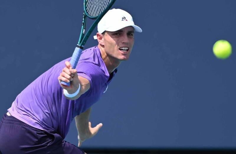 Christopher O'Connell venció a Tsitsipas en Toronto.