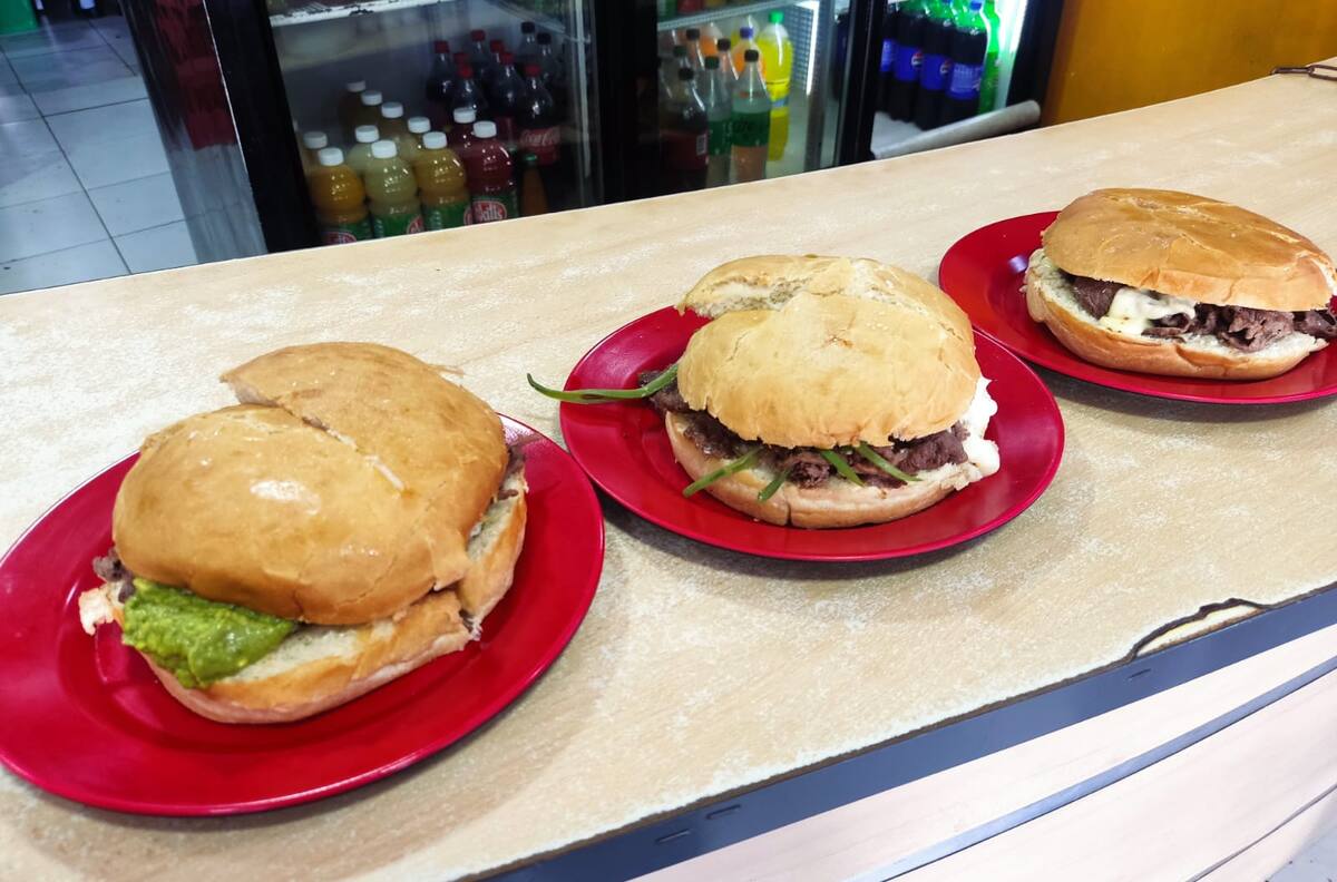 La Playa de Maipú: Conoce la historia de este local de comida rápida que nace como un legado del Carrito de 4 Álamos