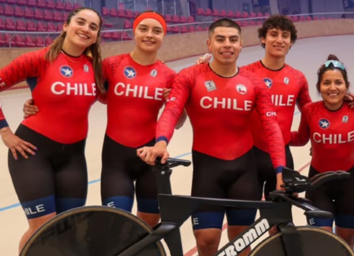 . Parte del equipo nacional.