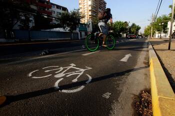 ¿Vas en bicicleta a todas partes? Conoce la página para ver que ciclovías existen en la Región Metropolitana