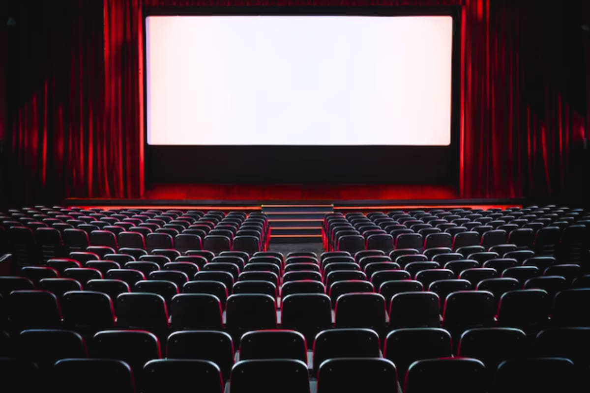 Un ciclo de películas gratuito que se realizará en Providencia durante abril. Foto: Freepik.