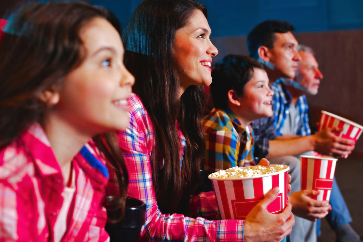 Funciones gratuitas donde se conmemorará el mes del libro con una gran cartelera. Foto: Freepik.