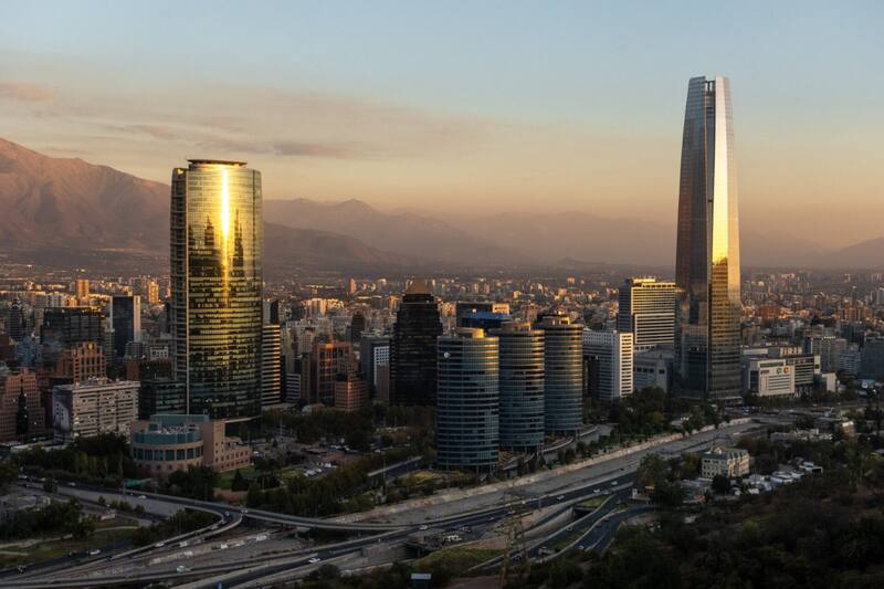 Una de las principales razones que dio la IA, fue la falta de opciones de entretenimiento. (Créditos: Vivir en Chile).