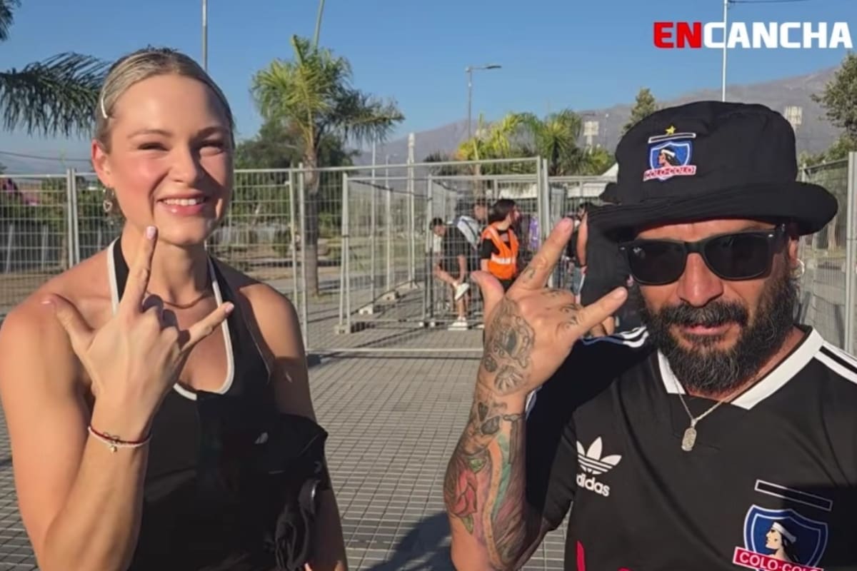 La periodista alemana se enamoró de Colo Colo tras visitar el Monumental. Foto: En Cancha.