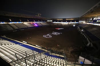 “De noche luce espectacular”: En la UC destacan revolucionario aspecto del Claro Arena