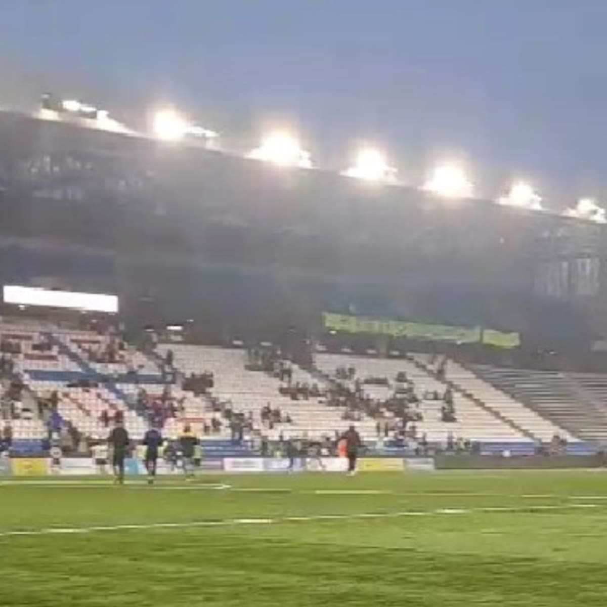 VIDEO | Se activaron las alarmas: así se vivió el temblor en el Claro Arena tras partido de Segunda División