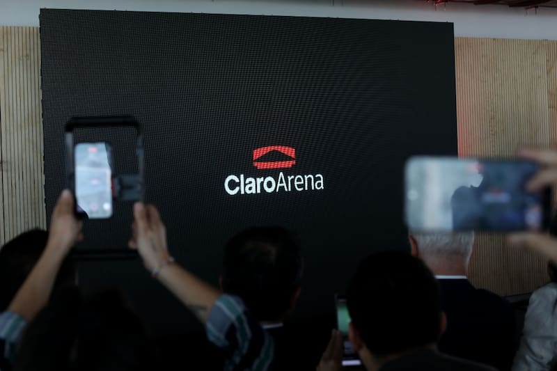 Claro Arena, el nuevo nombre del estadio de la UC. Foto: Agencia Aton.