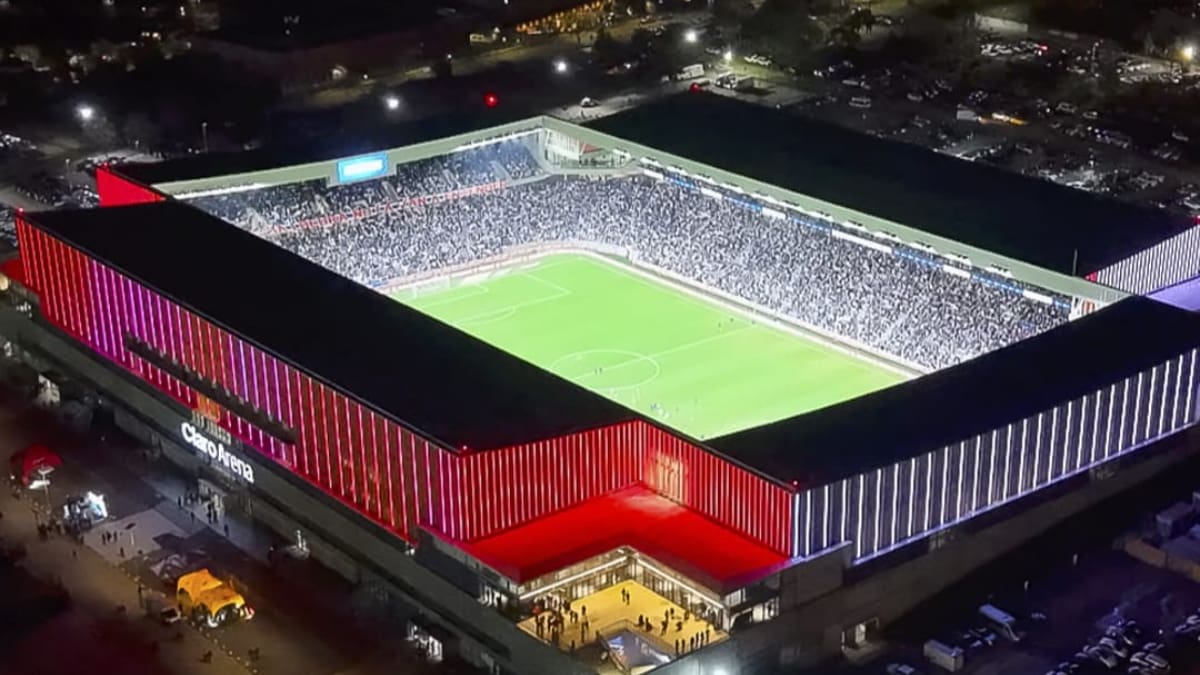 Abonados ausentes: La UC elabora un plan para evitar butacas vacías en el Claro Arena