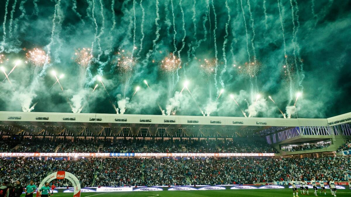 Confirmado: La UC recibirá a Boca Juniors sin hinchas visitantes en el Claro Arena