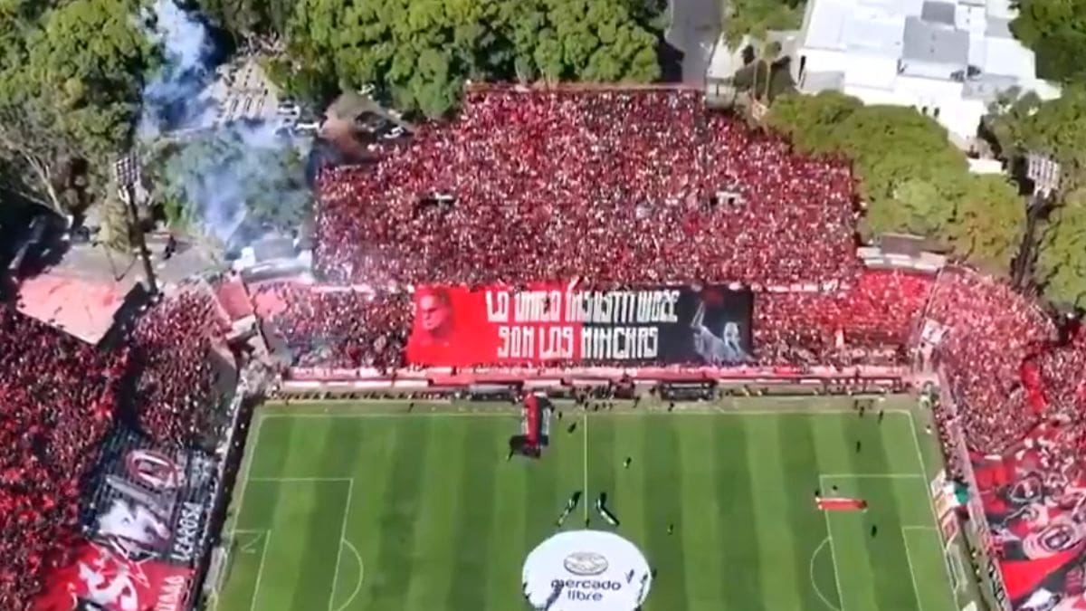 VIDEO | Emocionante lienzo en honor a Marcelo Bielsa en el Clásico de Rosario