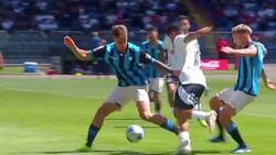 ¿Lo toca? El dudoso penal que le cobraron a Colo Colo contra Huachipato