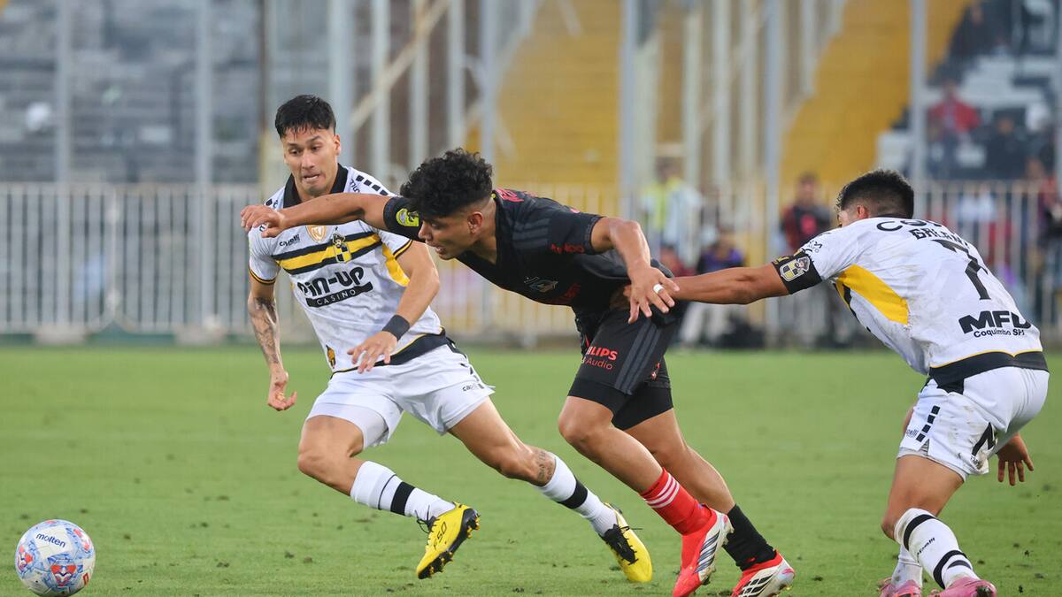 No solo Cristián Zavala: el otro jugador que despertó la molestia de los hinchas de Colo Colo