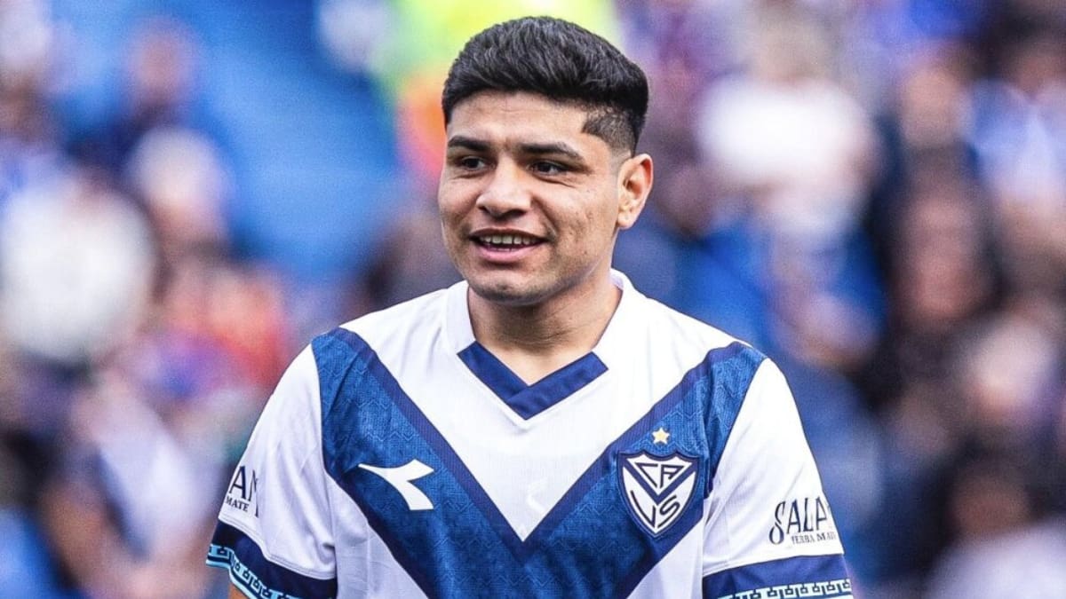 Refutan teoría de Aníbal Mosa en Colo Colo: “Aquino no está ni cerca de Gorosito y Acosta”