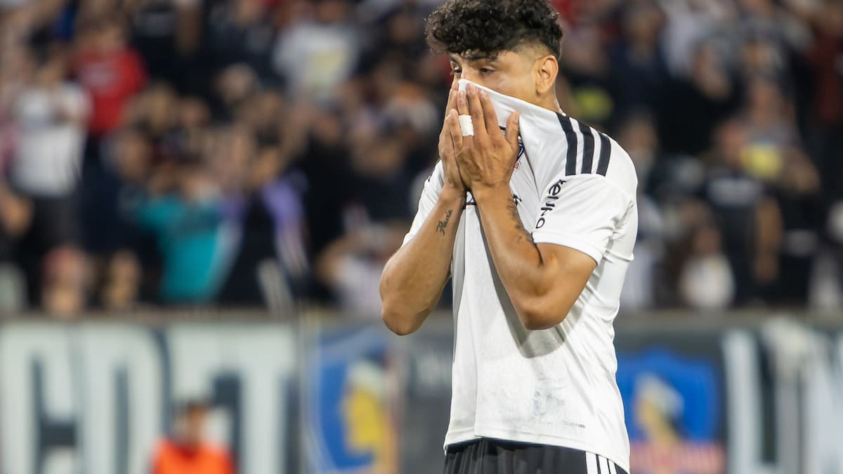 Colo Colo no le da urgencia a Claudio Aquino: entre el “desprecio” y una definición de 80 millones