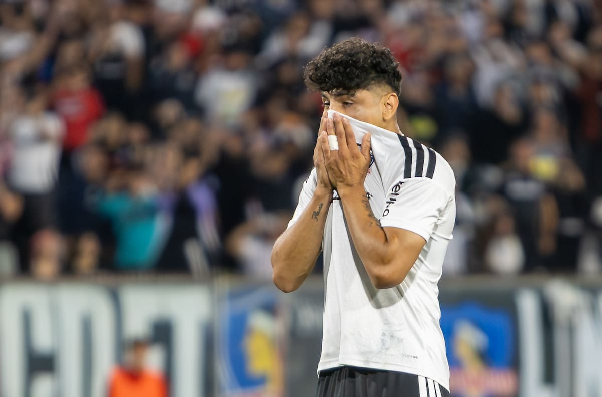 Colo Colo no le da urgencia a Claudio Aquino: entre el “desprecio” y una definición de 80 millones