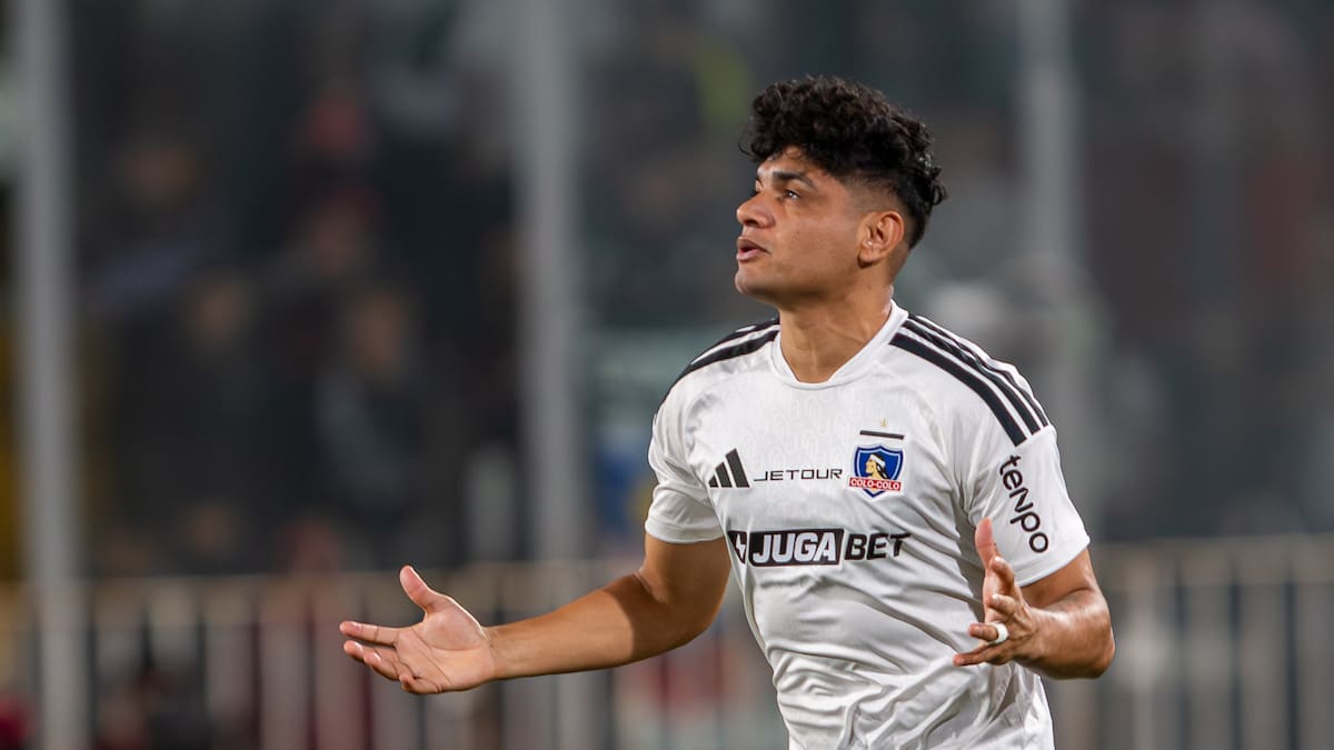 Del “reclamo” a Ortiz al “toma y hazlo”: La rebelión futbolística de Claudio Aquino en Colo-Colo