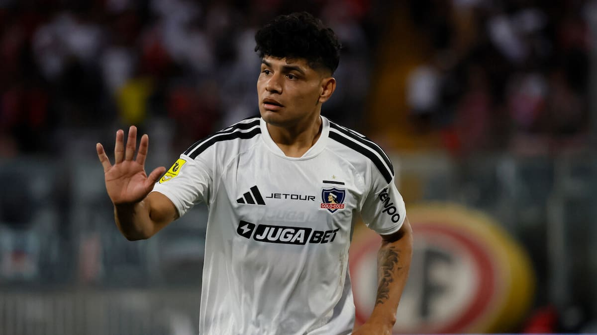 Atento Colo-Colo: aseguran que Universitario de Perú se puso en contacto para fichar a Claudio Aquino