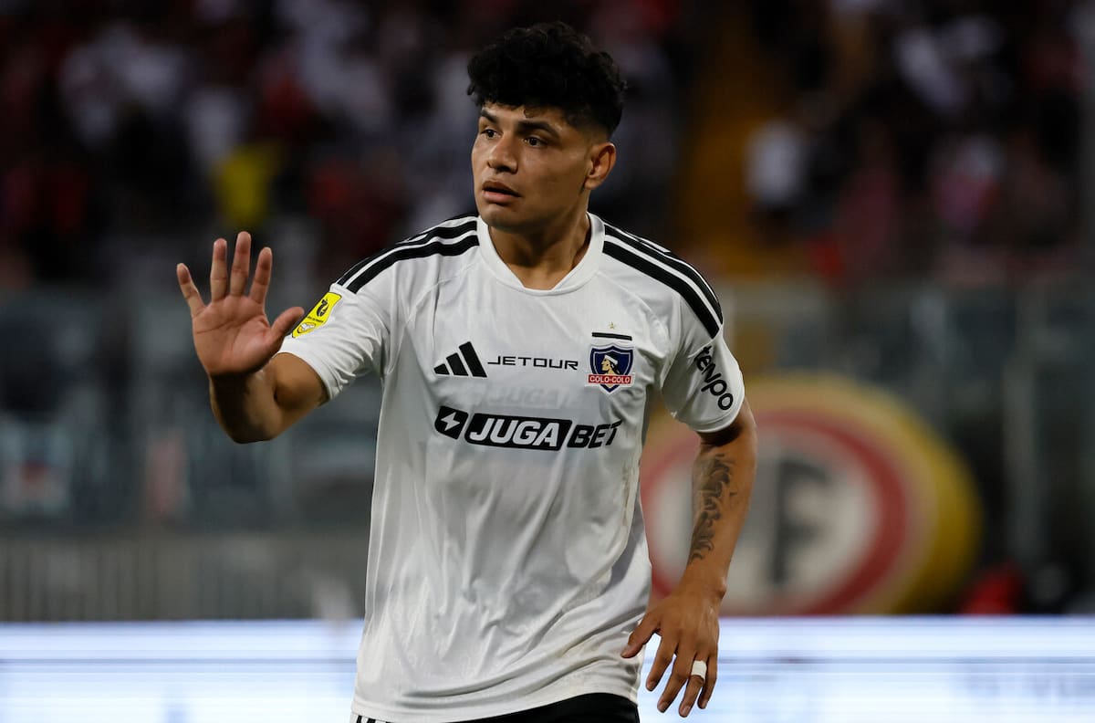 Atento Colo-Colo: aseguran que Universitario de Perú se puso en contacto para fichar a Claudio Aquino