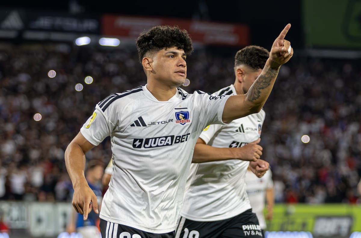 “Es un jugador talentoso”: mientras en Colo-Colo lo quieren fuera, Barticciotto sale en defensa de Claudio Aquino