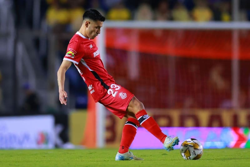 jugó 150 partidos con el Toluca.