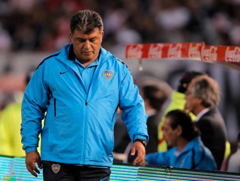 Como DT de Boca Juniors.