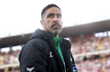 “Claudio Bravo podría ser un gran entrenador, es cosa que se lo proponga. A veces los futbolistas no se quieren arriesgar”