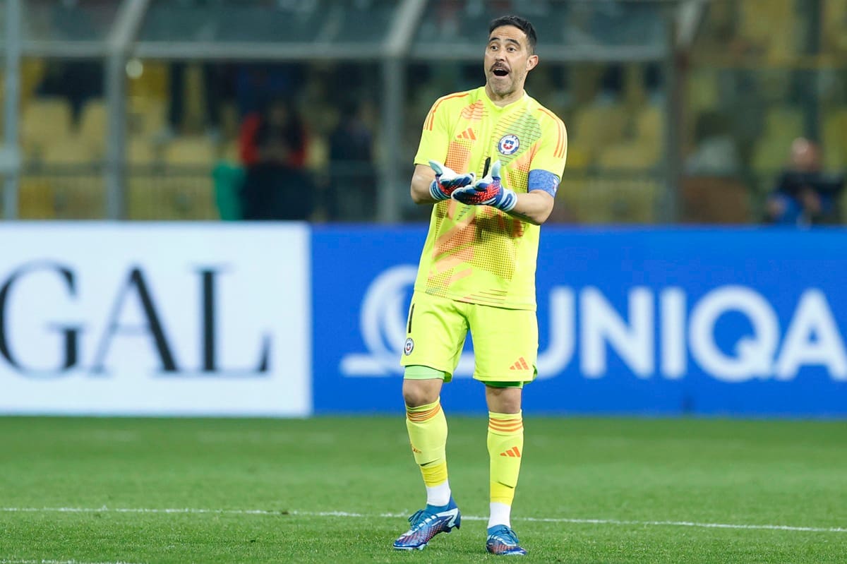 se reencontró con el fútbol gracias a La Roja y no descartó ir, por ejemplo, a Arabia Saudita. (Foto: Aton)