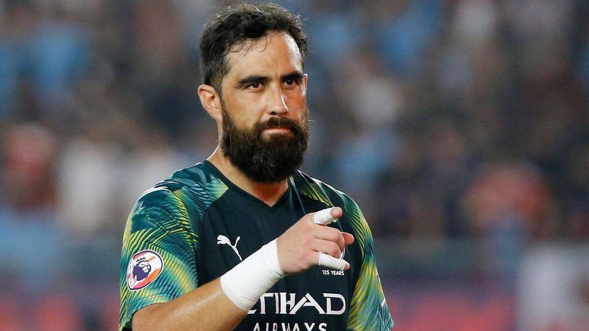 Claudio Bravo aplaude iniciativa del Ministerio de Cultura en el día del libro