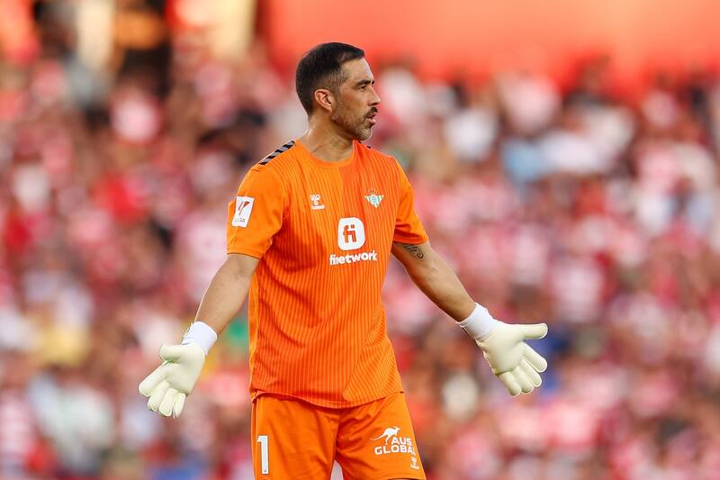 La temporada de Claudio Bravo fue calificada con un 4.