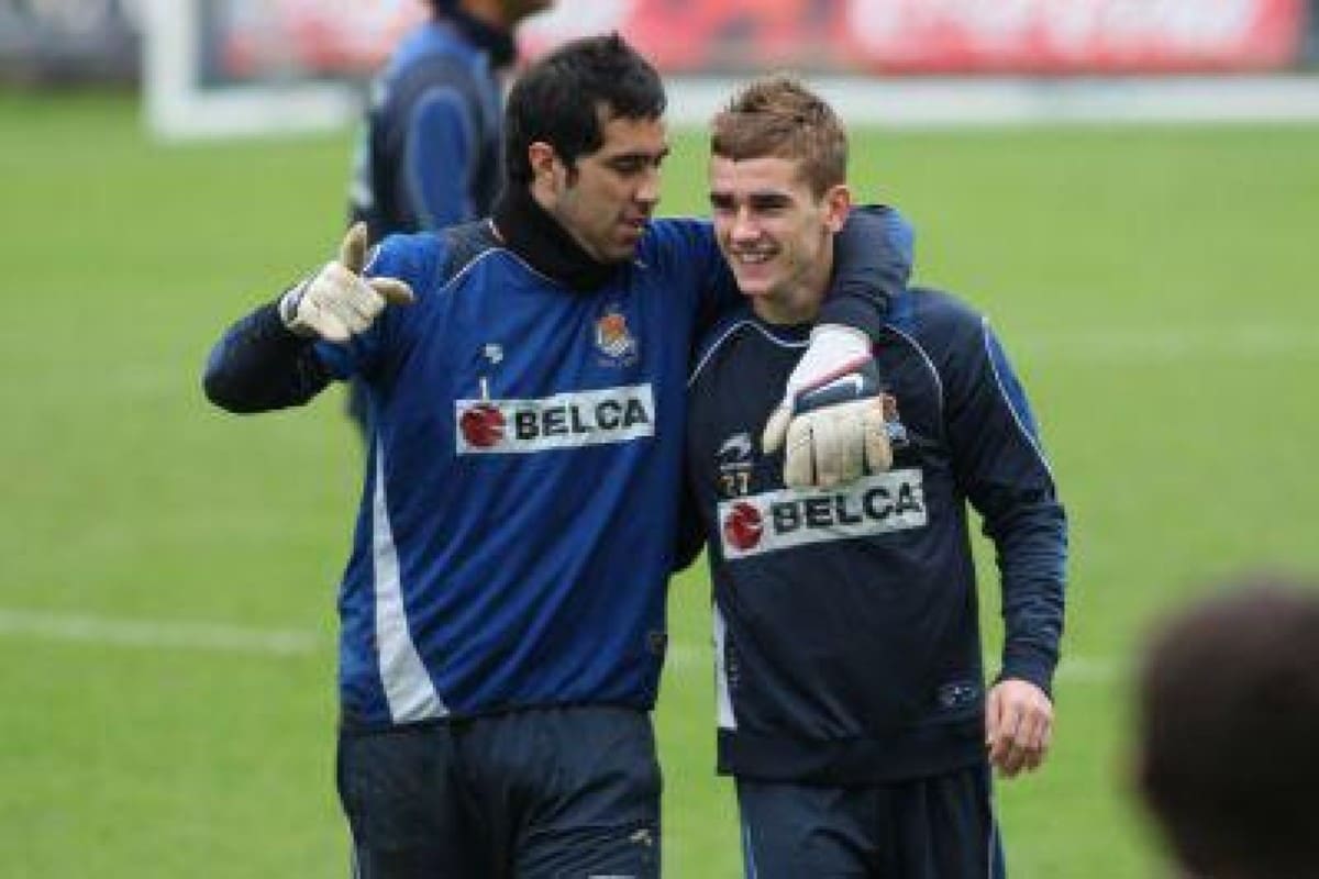 Claudio Bravo y Antoine Griezmann en Real Sociedad.