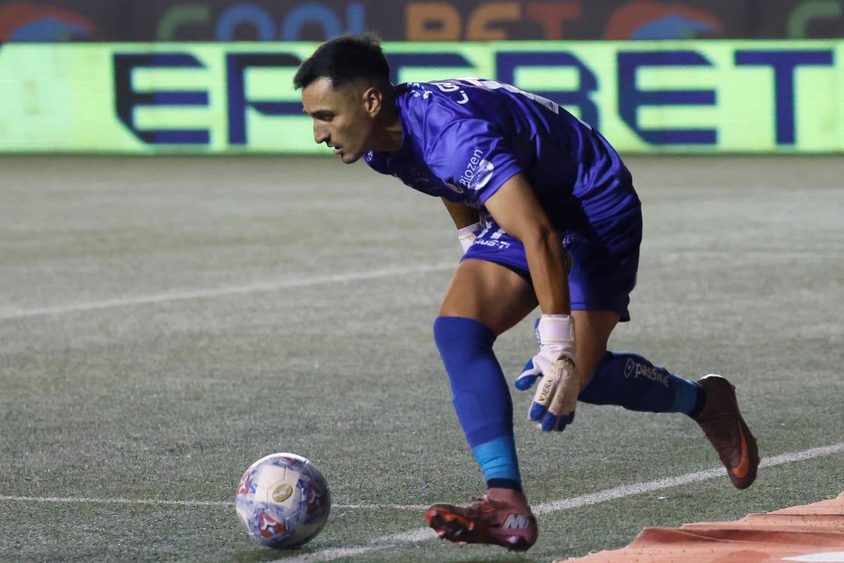 El portero en Deportes Limache.