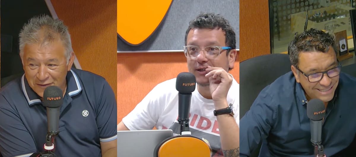Comparten panel en Radio Futuro.
