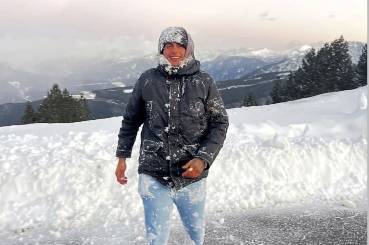 El arquero nacional haciéndole frente al crudo invierno de Andorra.