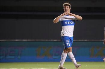 Desde el fútbol griego vinieron a buscar a Clemente Montes: la respuesta del delantero de la UC