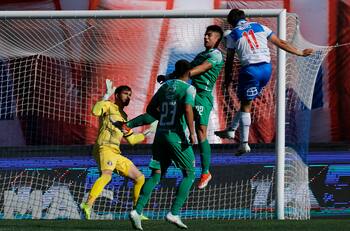 Hizo olvidar a Zampedri: el doblete de Clemente Montes que ilusiona a la UC