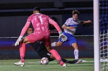 Le llegó la hora: cuestionado jugador de la UC tendrá una oportunidad de oro con Tiago Nunes