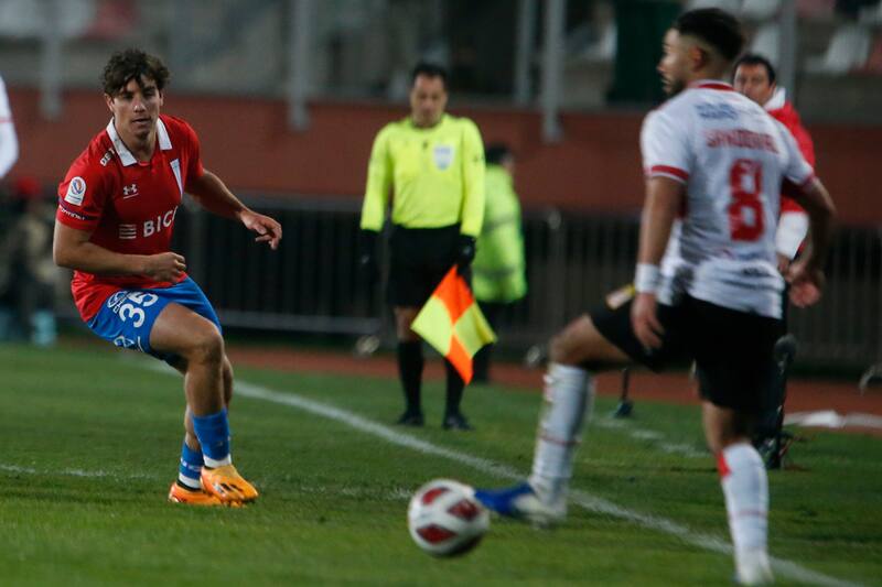 no logró marcar diferencias en el primer tiempo ante Curicó Unido.