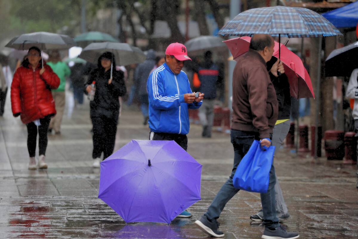 Santiago podría protagonizar una lluvia en pleno marzo. Créditos: Aton Chile.