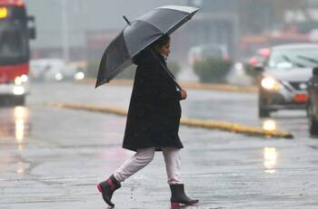 “El día lunes se producirá una segunda baja segregada”: Meteorólogo Jaime Leyton sobre posibles lluvias para este 18 de agosto
