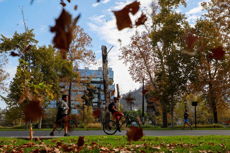 Revisa el pronóstico del tiempo para este jueves en Santiago y el resto del país.