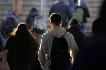 Cielos despejados en el norte y nubosidad en el sur: Revisa el pronóstico del clima en Chile para este martes