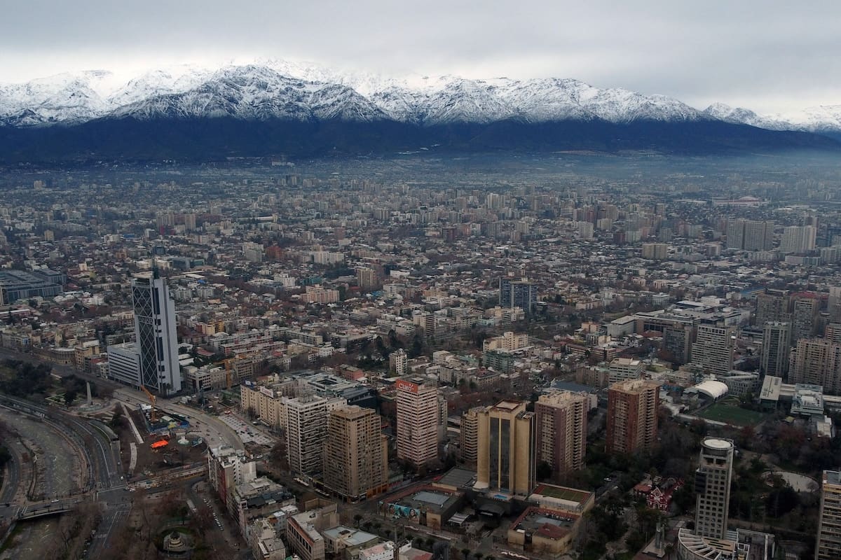 Se esperan mínimas que podrían llegar a solo 8 °C durante este domingo en la capital.