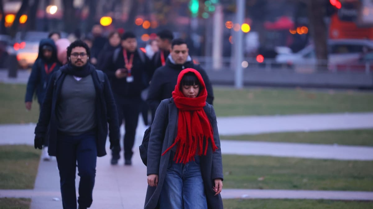Este será el día más frío de la semana en Santiago: mínimas bajarán hasta los 4 °C