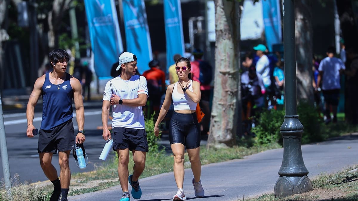 Ola de calor en Santiago: ¿Cuál será la máxima para la Región Metropolitana durante este domingo?