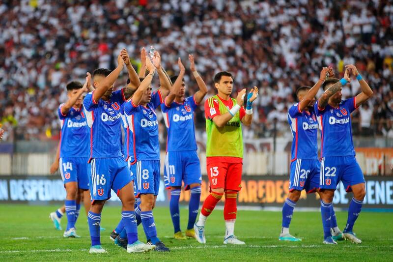 retirándose del Superclásico ante Colo Colo por la primera rueda del torneo 2023.